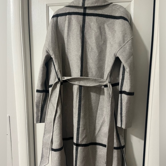 Karl lagerfield Paris wool blend coat xs gray windowpane check worn once - Picture 3 of 5